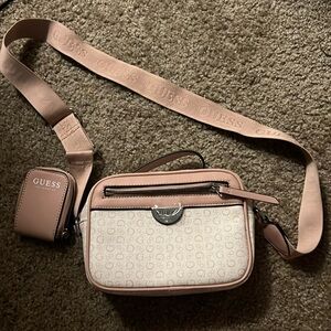 COPY - Guess purse